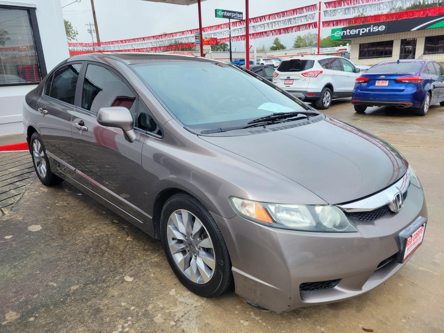 2009 GRAY Honda Civic EX Sedan 5-Speed AT (1HGFA16839L) with an 1.8L L4 SOHC 16V engine, 5-Speed Automatic transmission, located at 503 West Court, Seguin, TX, 78155, (830) 379-3373, 29.568621, -97.969803 - Photo#1